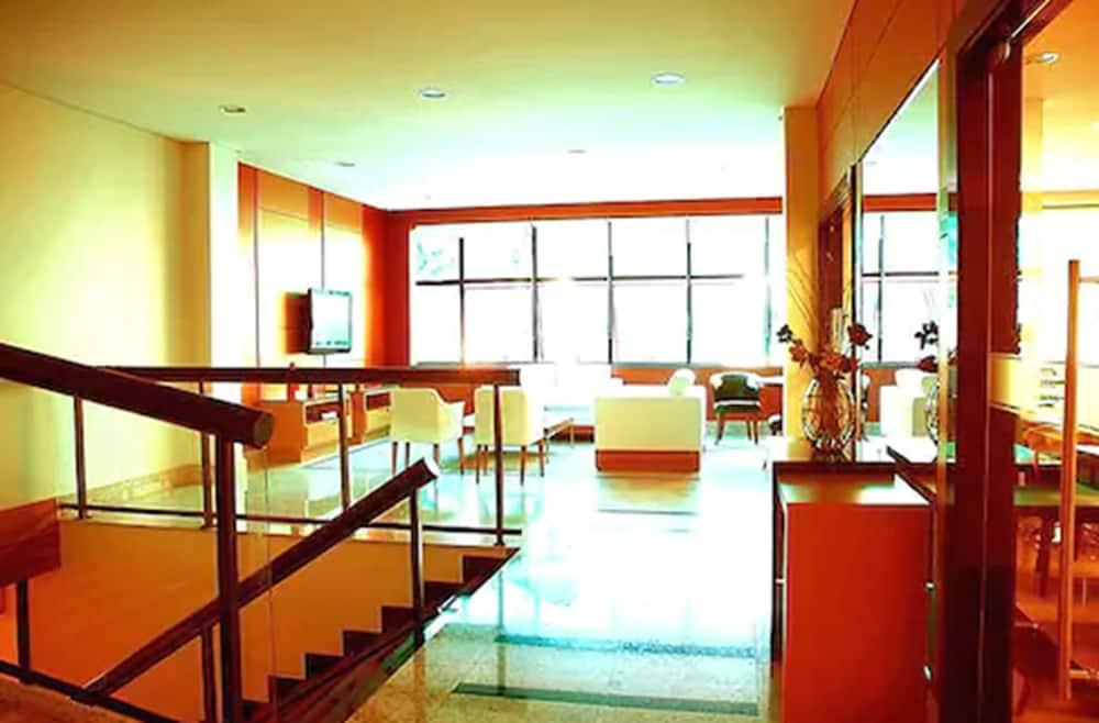 Hotel Domani Гуарульюс Экстерьер фото