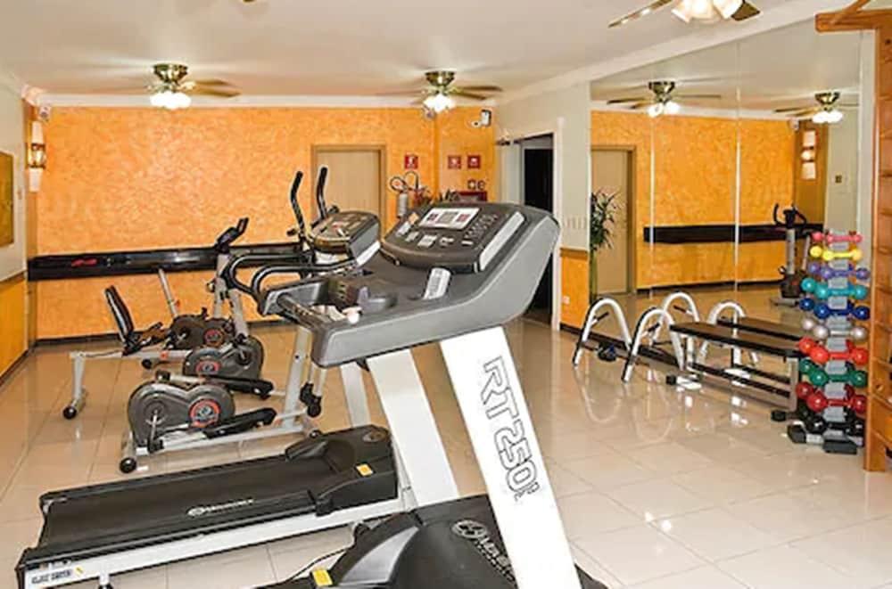 Hotel Domani Гуарульюс Экстерьер фото