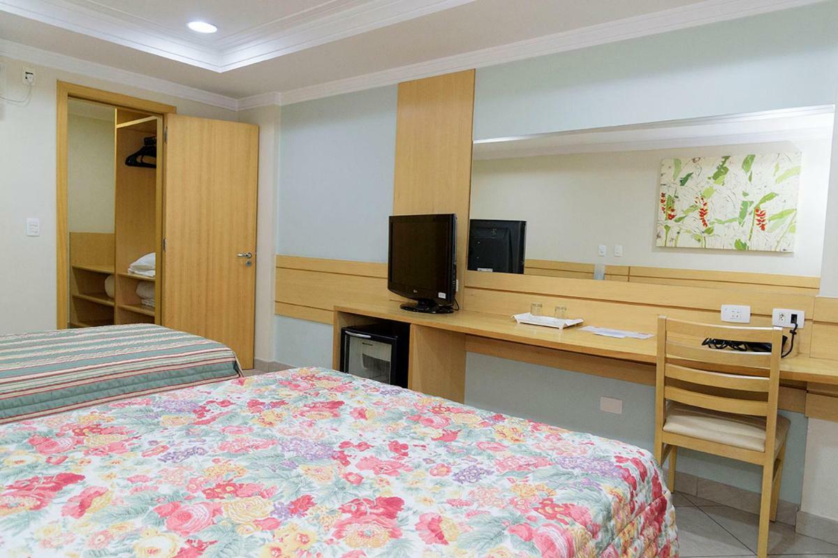 Hotel Domani Гуарульюс Экстерьер фото